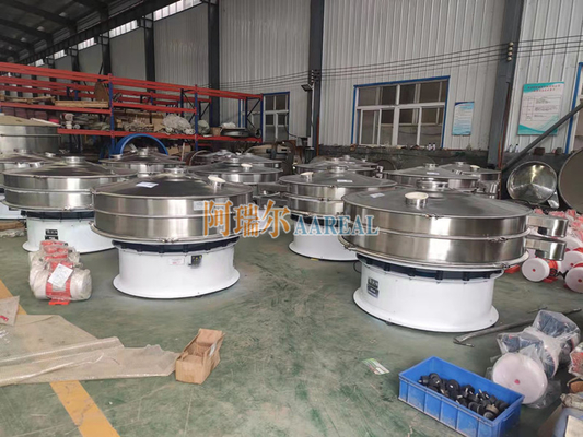 टाइटेनियम डाइऑक्साइड पाउडर के लिए 1500 मिमी स्टेनलेस स्टील वाइब्रेटिंग स्क्रीन मशीन